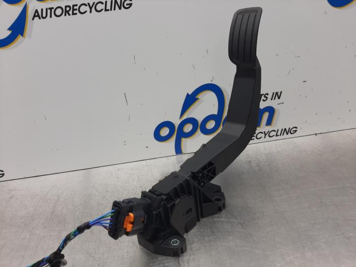 Gebruikte Gaspedaalpositie Sensor Opel Corsa F (UB/UH/UP) 1.2 12V 75 Prijs € 85,00 Margeregeling aangeboden door Gebr Opdam B.V.