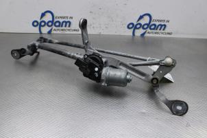 Gebruikte Ruitenwismotor + Mechaniek BMW iX3 80 kWh Prijs € 128,00 Margeregeling aangeboden door Gebr Opdam B.V.