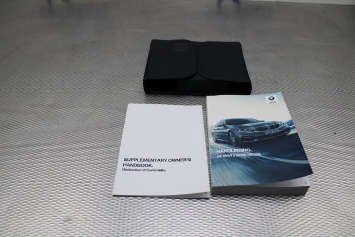 Instructie Boekje van een BMW 5 serie (G30) 540i xDrive 3.0 TwinPower Turbo 24V 2020