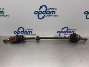 Gebruikte Homokineetas rechts-voor Nissan Micra (K12) 1.2 16V Prijs € 42,00 Margeregeling aangeboden door Gebr Opdam B.V.