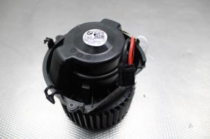Gebruikte Kachel Ventilatiemotor BMW X2 (F39) sDrive 18i 1.5 12V TwinPower Turbo Prijs op aanvraag aangeboden door Gebr Opdam B.V.