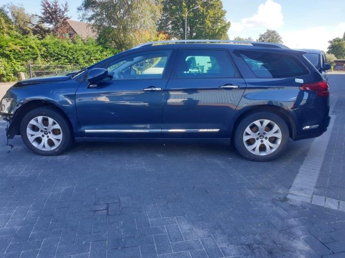 Gebruikte Steekas links-voor Citroen C5 III Tourer (RW) 2.0 HDiF 16V Prijs € 64,00 Margeregeling aangeboden door Gebr Opdam B.V.