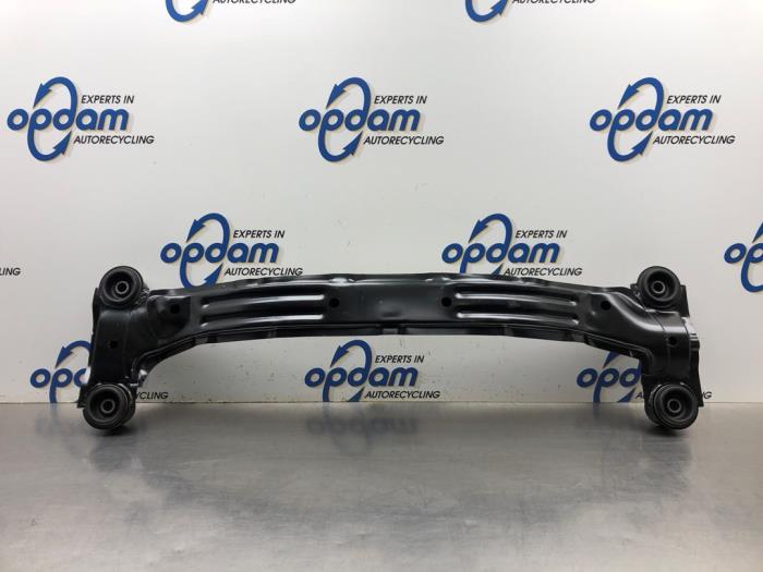 Nieuwe Subframe Hyundai Tucson Prijs € 181,50 Inclusief btw aangeboden door Gebr Opdam B.V.