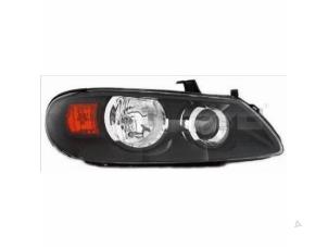 Nieuwe Koplamp rechts Nissan Almera Prijs € 80,01 Inclusief btw aangeboden door Gebr Opdam B.V.