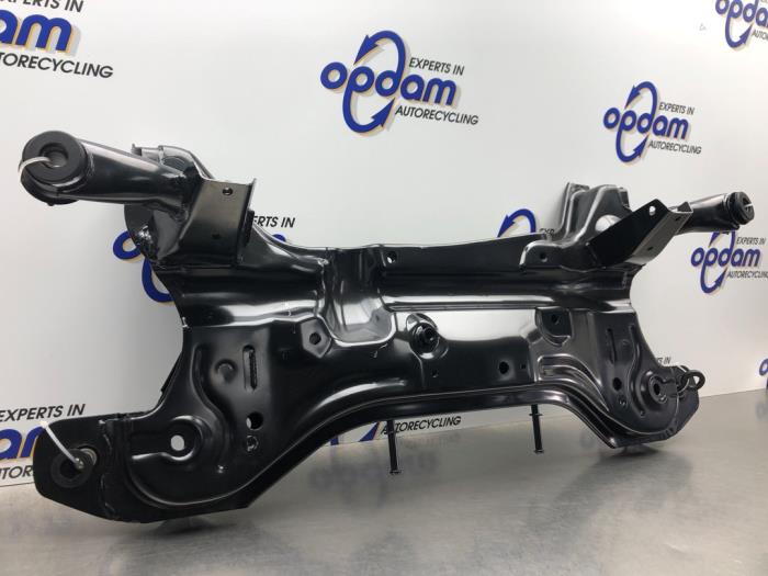 Subframe van een Hyundai Getz 2004