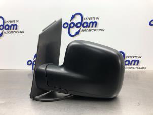 Nieuwe Spiegel Buiten links Volkswagen Caddy Prijs € 75,00 Inclusief btw aangeboden door Gebr Opdam B.V.