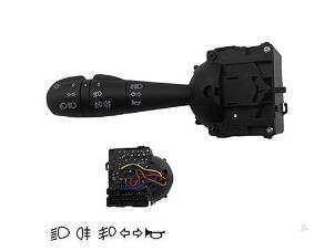 Nieuwe Pinker Schakelaar Dacia Dokker Prijs € 60,44 Inclusief btw aangeboden door Gebr Opdam B.V.