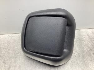 Nieuwe Stoel links Ford Fiesta Prijs € 24,14 Inclusief btw aangeboden door Gebr Opdam B.V.