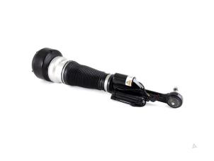 Gereviseerde Schokbreker rechts-voor Mercedes S-Klasse Prijs op aanvraag aangeboden door Gebr Opdam B.V.