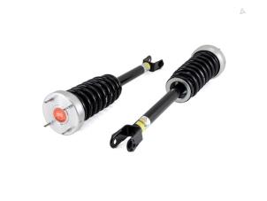 Nieuwe Schokbreker set Jaguar XJ Prijs op aanvraag aangeboden door Gebr Opdam B.V.