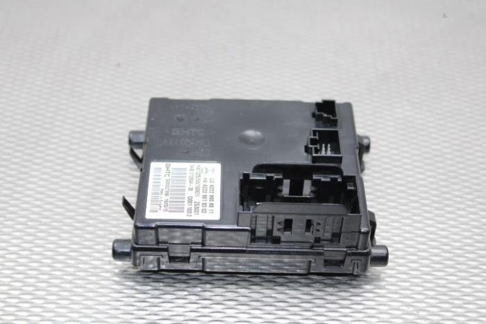 Gebruikte Kachelcomputer Mercedes C (W205) C-350 e 2.0 16V Prijs € 26,00 Margeregeling aangeboden door Gebr Opdam B.V.