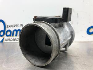 Gebruikte Luchtmassameter Audi A4 Avant (B7) 2.5 TDI V6 24V Prijs € 17,00 Margeregeling aangeboden door Gebr Opdam B.V.