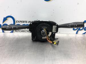 Gebruikte Combischakelaar Stuurkolom Citroen C3 (FC/FL/FT) 1.1 Prijs € 85,00 Margeregeling aangeboden door Gebr Opdam B.V.