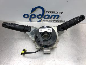 Gebruikte Licht + Raw Schakelaar Nissan Micra (K12) 1.4 16V Prijs € 30,00 Margeregeling aangeboden door Gebr Opdam B.V.