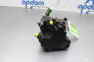 Gebruikte Dieselpomp Volvo XC90 Prijs € 128,00 Margeregeling aangeboden door Gebr Opdam B.V.