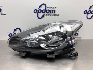 Nieuwe Linker Koplamp Toyota Aygo Prijs € 85,00 Inclusief btw aangeboden door Gebr Opdam B.V.