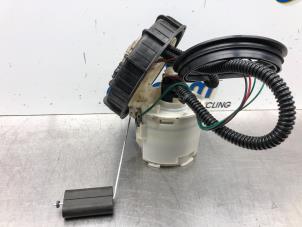 Gebruikte Benzinepomp Ford Focus 1 1.6 16V Prijs € 42,00 Margeregeling aangeboden door Gebr Opdam B.V.