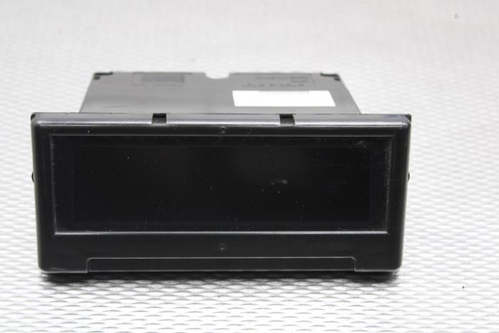 Gebruikte Display Interieur Volvo V50 (MW) 2.4 D5 20V Autom.. Prijs € 26,00 Margeregeling aangeboden door Gebr Opdam B.V.