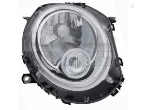 Nieuwe Koplamp rechts Mini ONE Prijs € 80,01 Inclusief btw aangeboden door Gebr Opdam B.V.