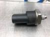 Brandstofdruk sensor van een Volkswagen Golf V (1K1), 2003 / 2010 1.6 FSI 16V, Hatchback, Benzine, 1.598cc, 85kW (116pk), FWD, BAG; BLP; BLF; EURO4, 2003-10 / 2008-07, 1K1 2004