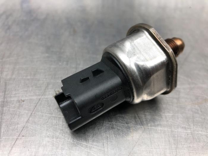 Gebruikte Brandstofdruk sensor Renault Megane III Grandtour (KZ) 1.2 16V TCE 115 Prijs € 51,00 Margeregeling aangeboden door Gebr Opdam B.V.