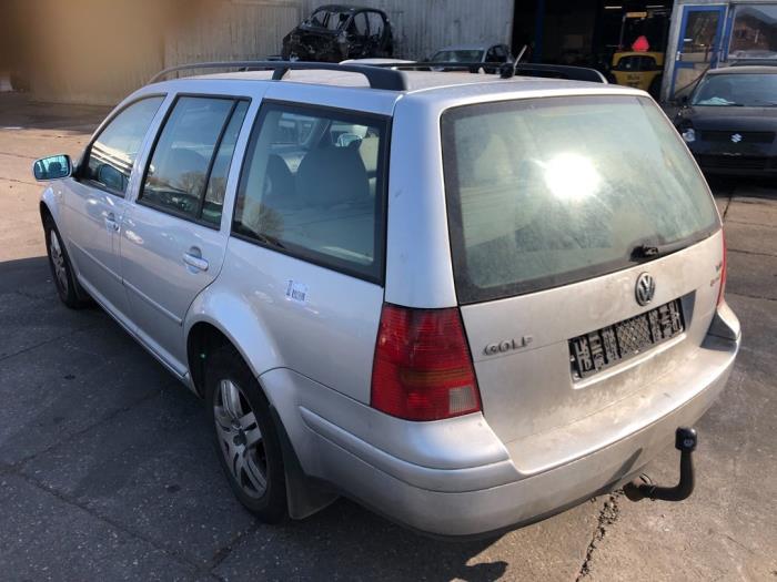 Gebruikte Steekas links-achter Volkswagen Golf IV Variant (1J5) 1.9 TDI 130 Prijs € 42,00 Margeregeling aangeboden door Gebr Opdam B.V.