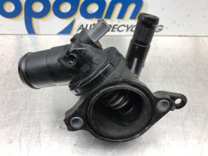 Gebruikte Thermostaathuis Renault Megane III Grandtour (KZ) 1.2 16V TCE 115 Prijs € 30,00 Margeregeling aangeboden door Gebr Opdam B.V.