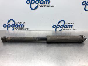 Gebruikte Schokdemper rechts-achter Toyota Yaris II (P9) 1.0 12V VVT-i Prijs € 17,00 Margeregeling aangeboden door Gebr Opdam B.V.