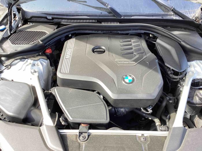 Versnellingsbak van een BMW 5 serie (G30) 523i 2.0 TwinPower Turbo 16V 2018
