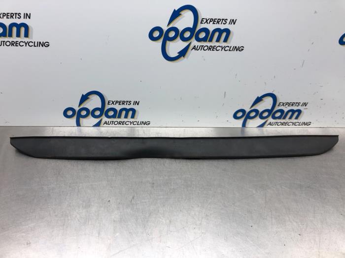 Peugeot 107 Spoilers voorraad Onderdelenlijn.nl