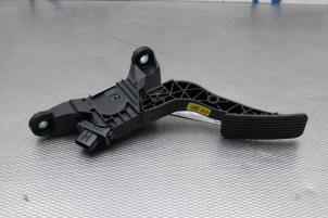 Gebruikte Gaspedaalpositie Sensor Kia Stonic (YB) 1.0i T-GDi 12V Prijs € 50,00 Margeregeling aangeboden door Gebr Opdam B.V.