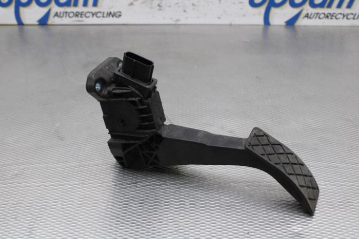 Gebruikte Gaspedaalpositie Sensor Volkswagen Crafter (SY) 2.0 TDI FWD Prijs € 50,82 Inclusief btw aangeboden door Gebr Opdam B.V.