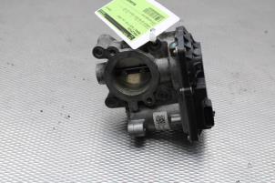 Gebruikte Gasklephuis Renault Clio IV (5R) 0.9 Energy TCE 90 12V GPL Prijs € 26,00 Margeregeling aangeboden door Gebr Opdam B.V.