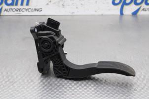 Gebruikte Sensor Gaspedaalpositie Mercedes Sprinter 4t (910.0/910.1/907.1/907.2) 516 CDI 2.1 D Prijs € 64,00 Margeregeling aangeboden door Gebr Opdam B.V.