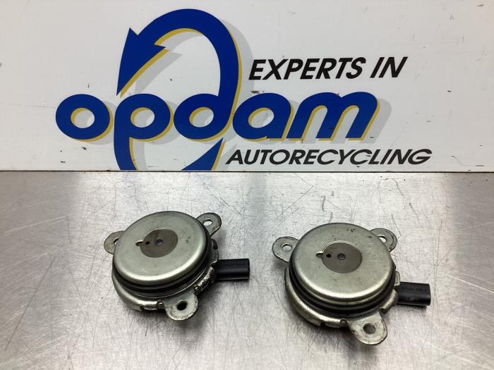Gebruikte Nokkenas Sensor Ford Fiesta 6 (JA8) 1.0 Ti-VCT 12V 65 Prijs € 42,00 Margeregeling aangeboden door Gebr Opdam B.V.