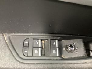 Gebruikte Raam schakelaar elektrisch Audi A4 (B9) 1.4 TFSI 16V Prijs € 42,00 Margeregeling aangeboden door Gebr Opdam B.V.
