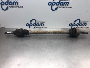 Gebruikte Cardanas rechts-voor (VWA) Citroen C3 (FC/FL/FT) 1.1 Prijs € 34,00 Margeregeling aangeboden door Gebr Opdam B.V.