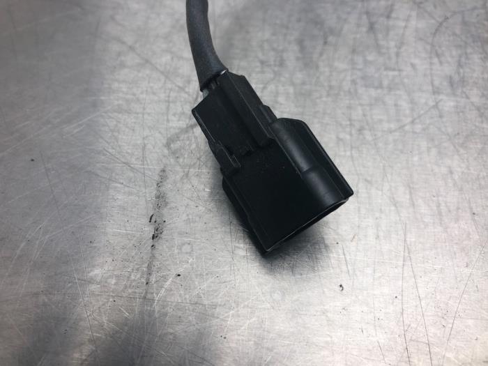 Lambda Sonde van een Renault Twingo II (CN) 1.2 16V 2011