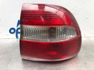 Gebruikte Achterlicht rechts Volvo V40 (VW) 1.8 16V Prijs € 30,00 Margeregeling aangeboden door Gebr Opdam B.V.