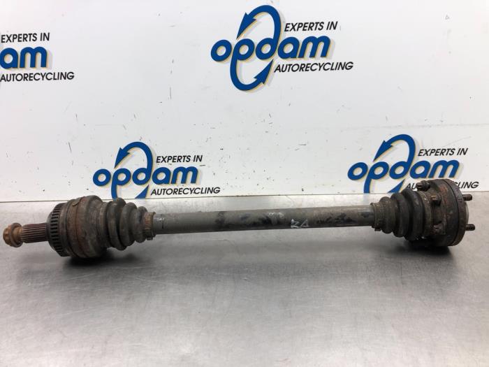 Gebruikte Aandrijfas rechts-achter BMW 3 serie (E46/2) 325 Ci 24V Prijs € 42,00 Margeregeling aangeboden door Gebr Opdam B.V.