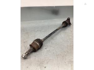 Gebruikte Steekas links-achter Opel Mokka/Mokka X 1.4 Turbo 16V 4x4 Prijs € 85,00 Margeregeling aangeboden door Gebr Opdam B.V.