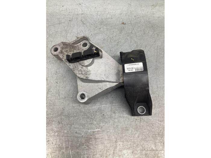 Gebruikte Motorrubber Dacia Sandero II 0.9 TCE 90 12V Prijs € 26,00 Margeregeling aangeboden door Gebr Opdam B.V.