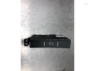 Gebruikte Start/Stop schakelaar Volkswagen Golf VII (AUA) 1.0 TSI 12V BlueMotion Prijs € 26,00 Margeregeling aangeboden door Gebr Opdam B.V.