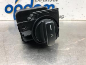 Gebruikte Licht Schakelaar Mercedes B (W245) 1.7 B-170 16V Prijs € 25,00 Margeregeling aangeboden door Gebr Opdam B.V.