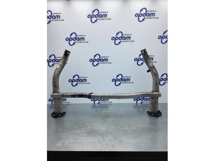 Gebruikte Subframe Peugeot 508 (8D) 2.0 Hybrid4 16V Prijs € 72,60 Inclusief btw aangeboden door Gebr Opdam B.V.
