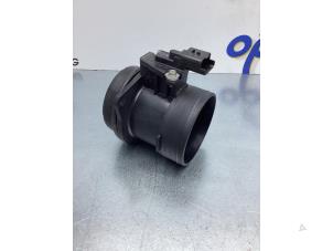 Gebruikte Luchthoeveelheidsmeter Peugeot 508 (8D) 2.0 Hybrid4 16V Prijs € 42,00 Margeregeling aangeboden door Gebr Opdam B.V.