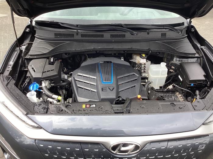 Gebruikte Motor Hyundai Kona (OS) 39 kWh Prijs € 1.402,00 Margeregeling aangeboden door Gebr Opdam B.V.