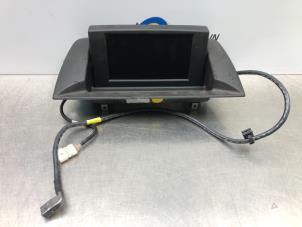 Gebruikte Head-up display BMW 1 serie (E87/87N) 118i 16V Prijs € 340,00 Margeregeling aangeboden door Gebr Opdam B.V.