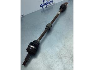 Gebruikte Homokineetas rechts-voor Hyundai iX20 (JC) 1.6i 16V Prijs € 64,00 Margeregeling aangeboden door Gebr Opdam B.V.