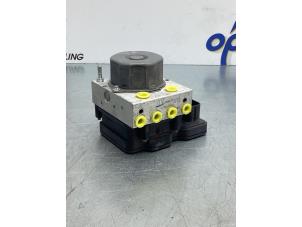 Gebruikte ABS Pomp Toyota Aygo (B40) 1.0 12V VVT-i Prijs € 42,00 Margeregeling aangeboden door Gebr Opdam B.V.